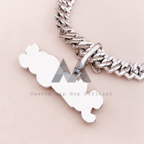 13MM Cuban Custom Clover Bail Name Pendant with VVS Moissanite - Image 3