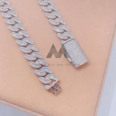 18mm White Gold Plated Sterling Silver Moissanite Cuban Chain - Image 3