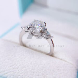 3.7CT VVS Moissanite Engagement Ring Solid Silver 925 Hip Hop Style - Image 4