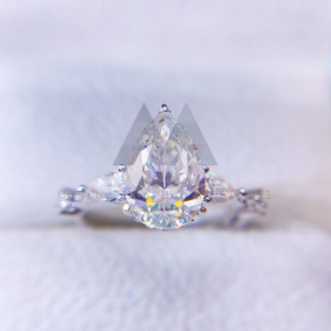 3.9CT VVS Moissanite Engagement Ring, 925 Sterling Silver - Elegant Design - Image 2