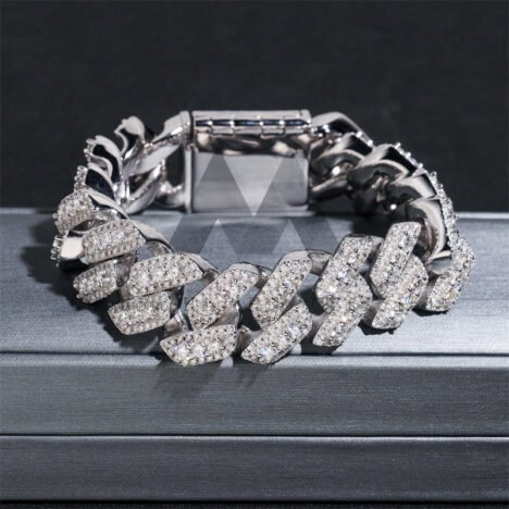 Men's 18MM Thick Silver Moissanite Cuban Bracelet - Hip Hop Style - Image 3