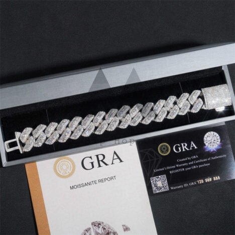 Men's 18MM Thick Silver Moissanite Cuban Bracelet - Hip Hop Style - Image 4