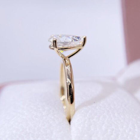 GRA Certificated 10K 14K 18K Yellow Gold 3CT Oval Cut Moissanite Diamond Ring For Women - Image 3