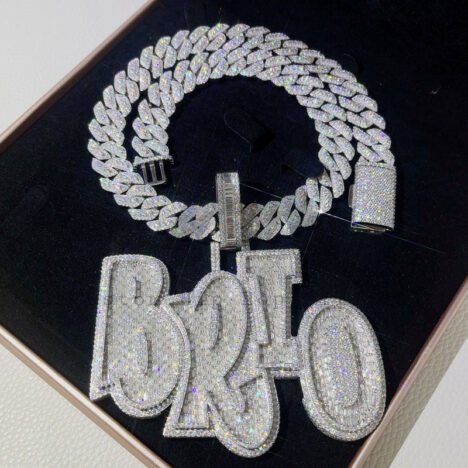 Custom BRIO Moissanite Pendant - 925 Silver, Baguette & Round Cut - Image 3